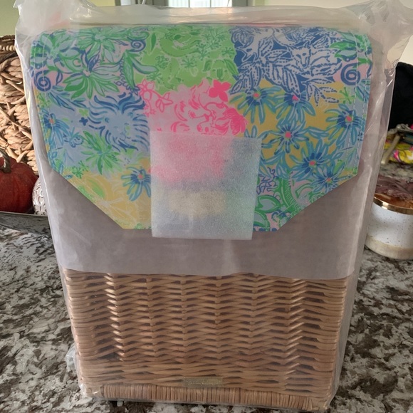 Lilly Pulitzer Wine carrier - Picture 1 of 2